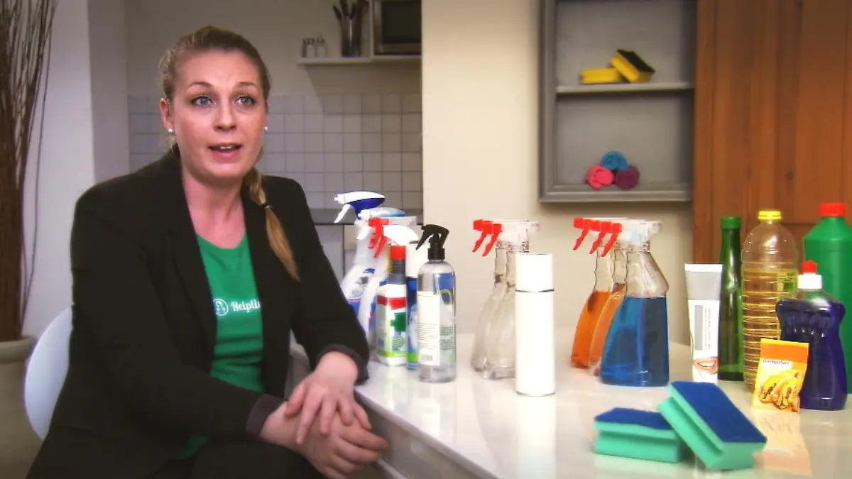 Teure und günstige Reinigungsmittel treffen auf Hausmittel Putzmittel im Test!