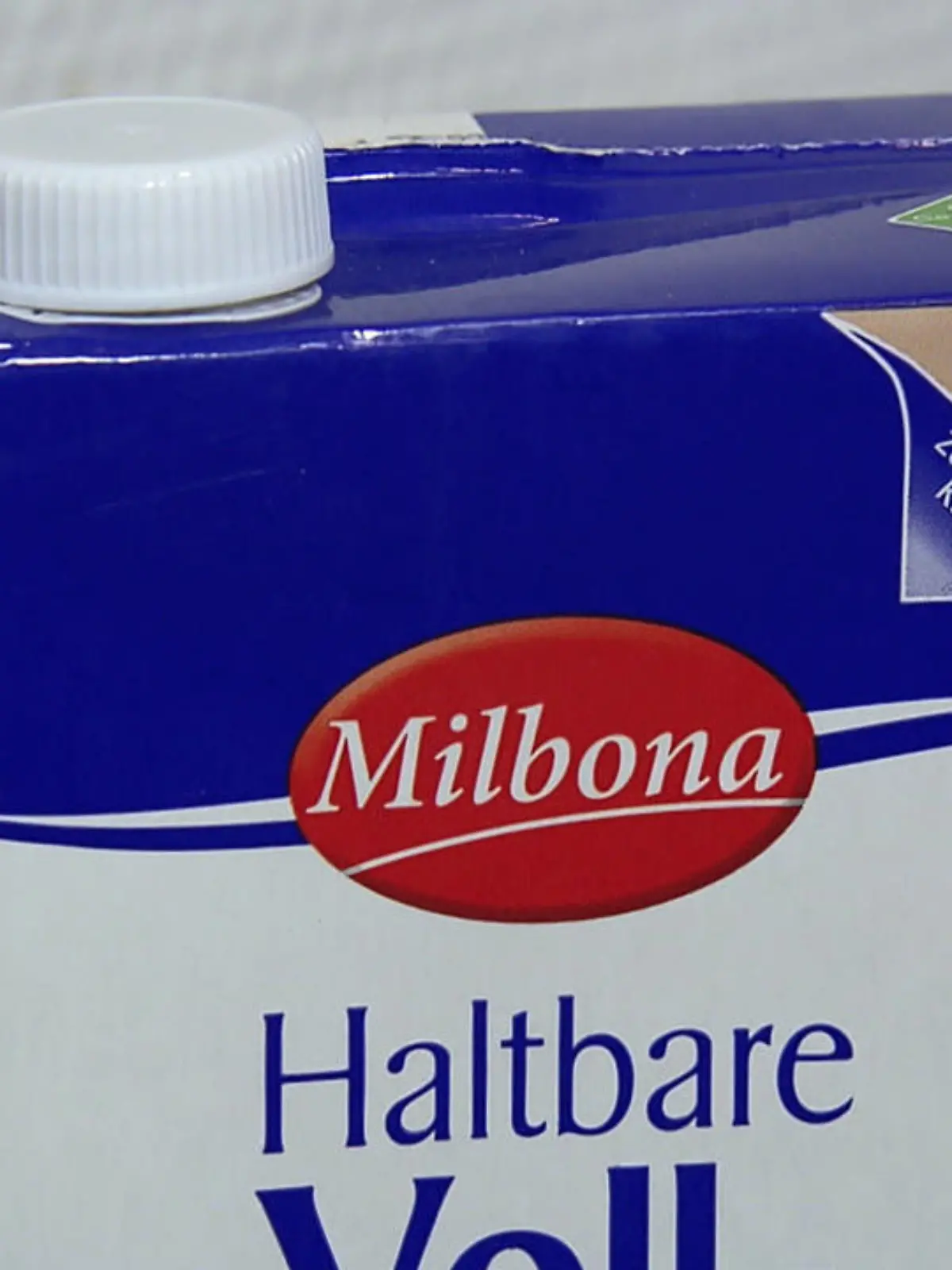 Bild zu: "Lidl ruft Vollmilch wegen Bakterien zurück"
