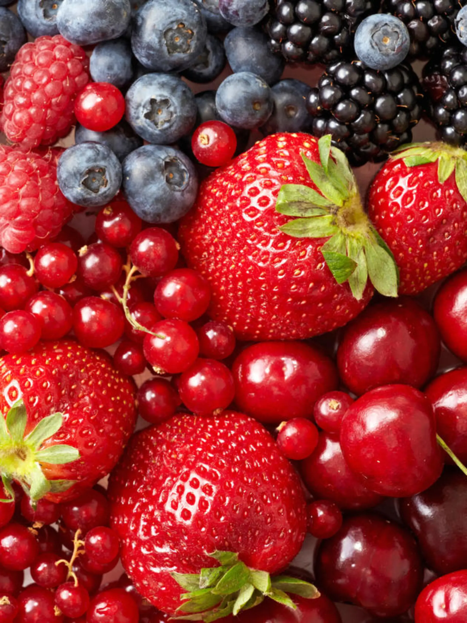 Rote Beeren enthalten gesunde Antioxidantien.