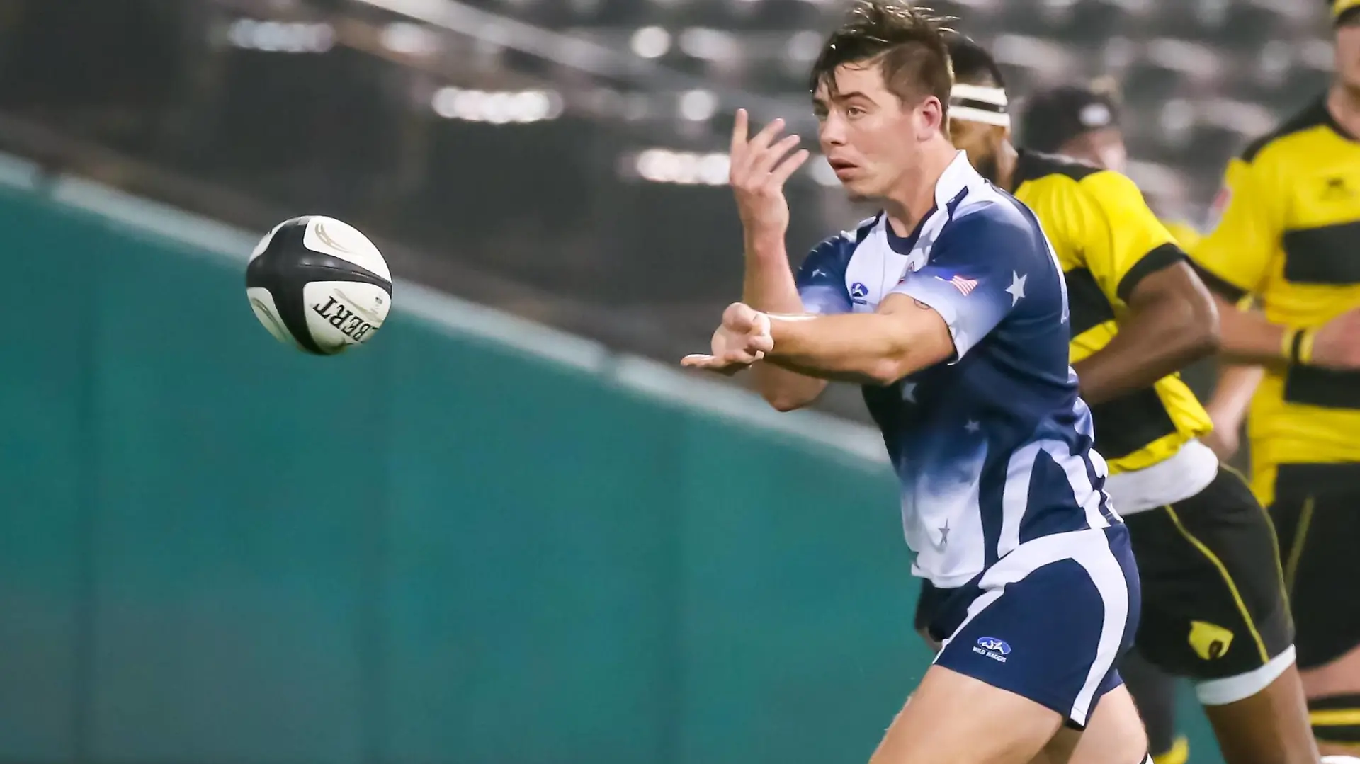 SUGAR LAND, TX - FEBRUARY 03: Capital Selects center Campbell Johnstone (12) passes the ball during the Major League Rugby match between the Capital Selects and Houston SaberCats on February 3, 2018 at Constellation Field in Sugar Land, Texas. (Photo by Leslie Plaza Johnson/Icon Sportswire) RUGBY: FEB 03 Major League Rugby - Capital Selects at Houston Sabercats PUBLICATIONxINxGERxSUIxAUTxHUNxRUSxSWExNORxDENxONLY Icon180203003