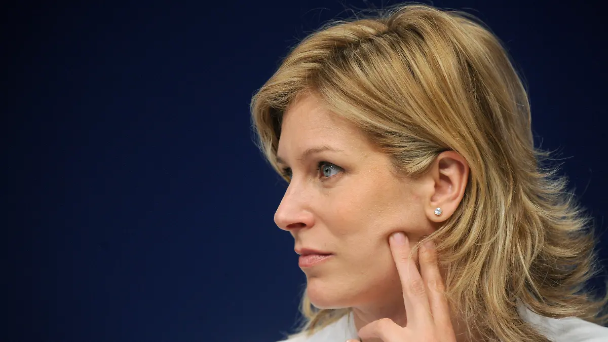 ARCHIV - Die FDP-Politikerin Silvana Koch-Mehrin, aufgenommen am 15.05.2009 auf dem Bundesparteitag ihrer Partei in Hannover. Die Universität Heidelberg prüft Vorwürfe, nach denen die FDP-Europaabgeordnete Teile ihrer Doktorarbeit abgeschrieben haben soll. Koch-Mehrin hatte ihre Dissertation «Historische Währungsunion zwischen Wirtschaft und Politik» im Jahr 2000 an der Fakultät eingereicht. Foto: Jochen Lübke dpa (zu dpa 0600 vom 12.04.2011) +++(c) dpa - Bildfunk+++