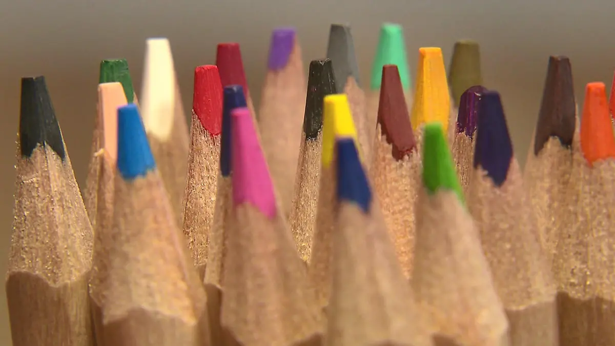Wegen Blei: EU verbietet viele Buntstifte Sind die beliebten Maler giftig?