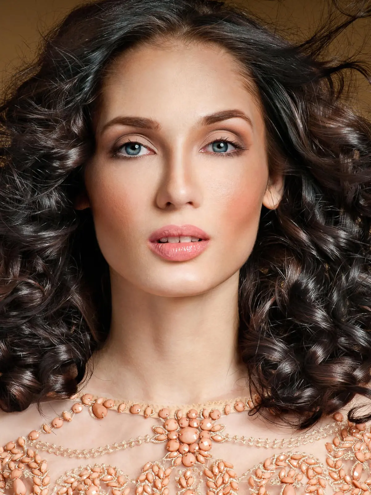 beautiful brunette with   curly hair