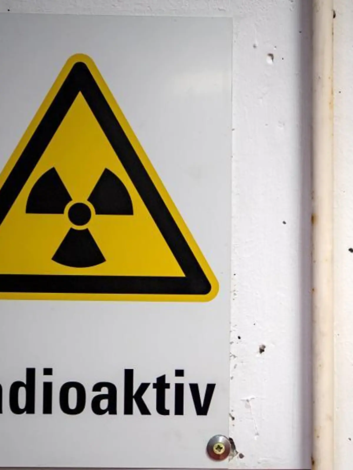 «Radioaktiv»-Warnhinweisschild