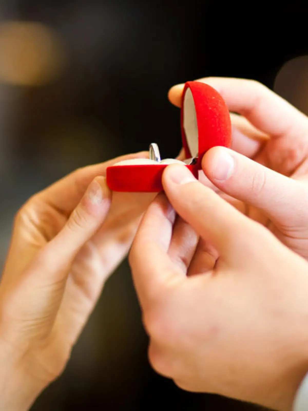 hochzeit brautpaar ring heiraten Fotolia 46982149 S.jpg