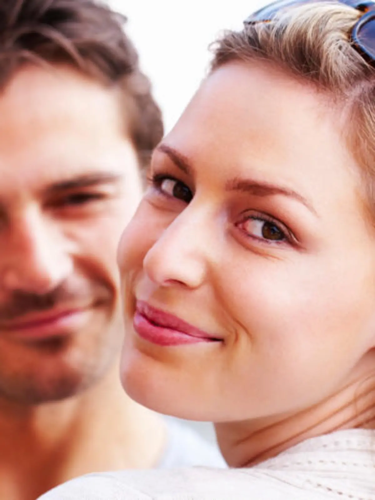 Bild zu: "Diese Zeichen verraten, dass er dir treu ist"