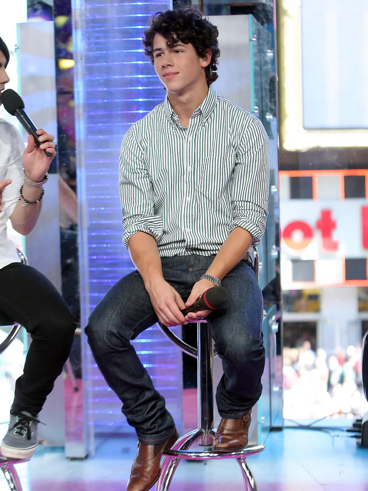 So krass hat sich Nick Jonas in den letzten Jahren verändert.