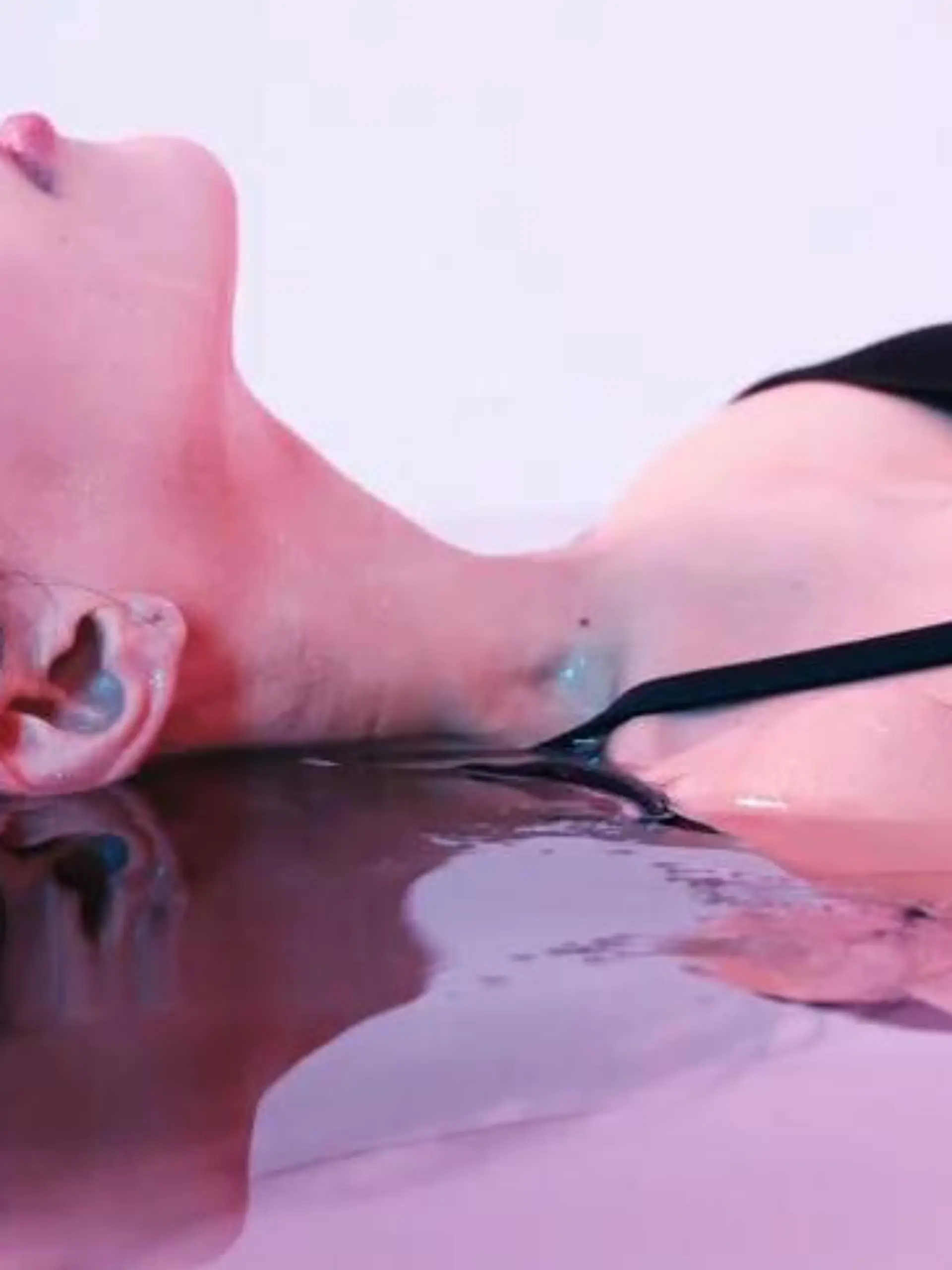 Bild zu: "Floating"
