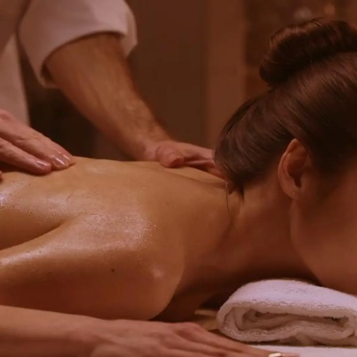 Lomi-Massage (Lomi Lomi Nui/Lomi Lomi) Logo von Lomi-Massage (Lomi Lomi Nui/Lomi Lomi)