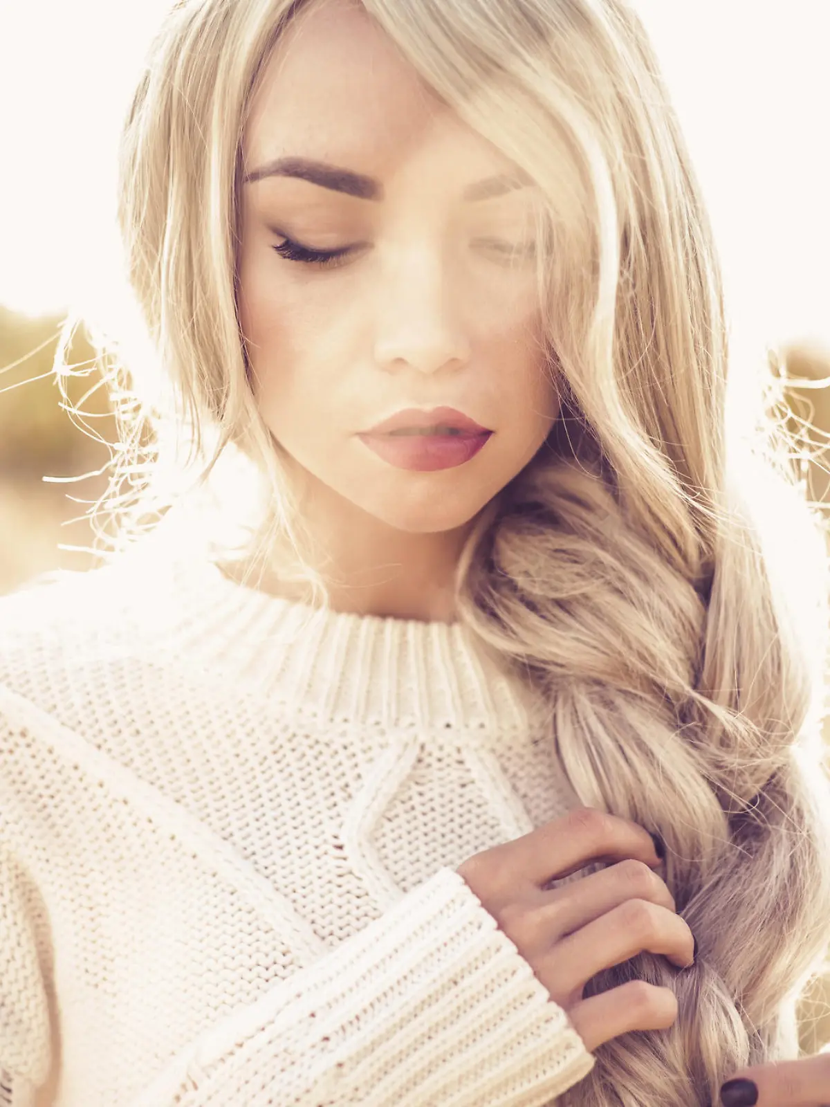 Outdoor atmospheric fashion photo of young beautiful lady in autumn landscape