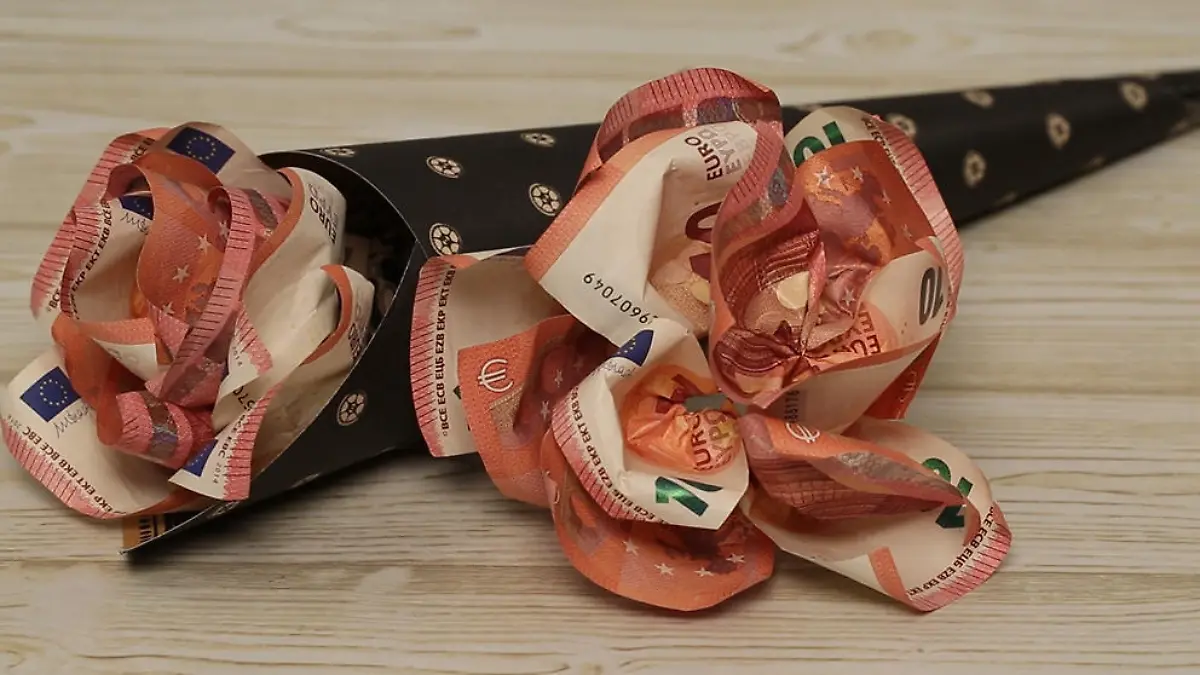DIY: Geldgeschenk Blumenstrauß Geldgeschenke