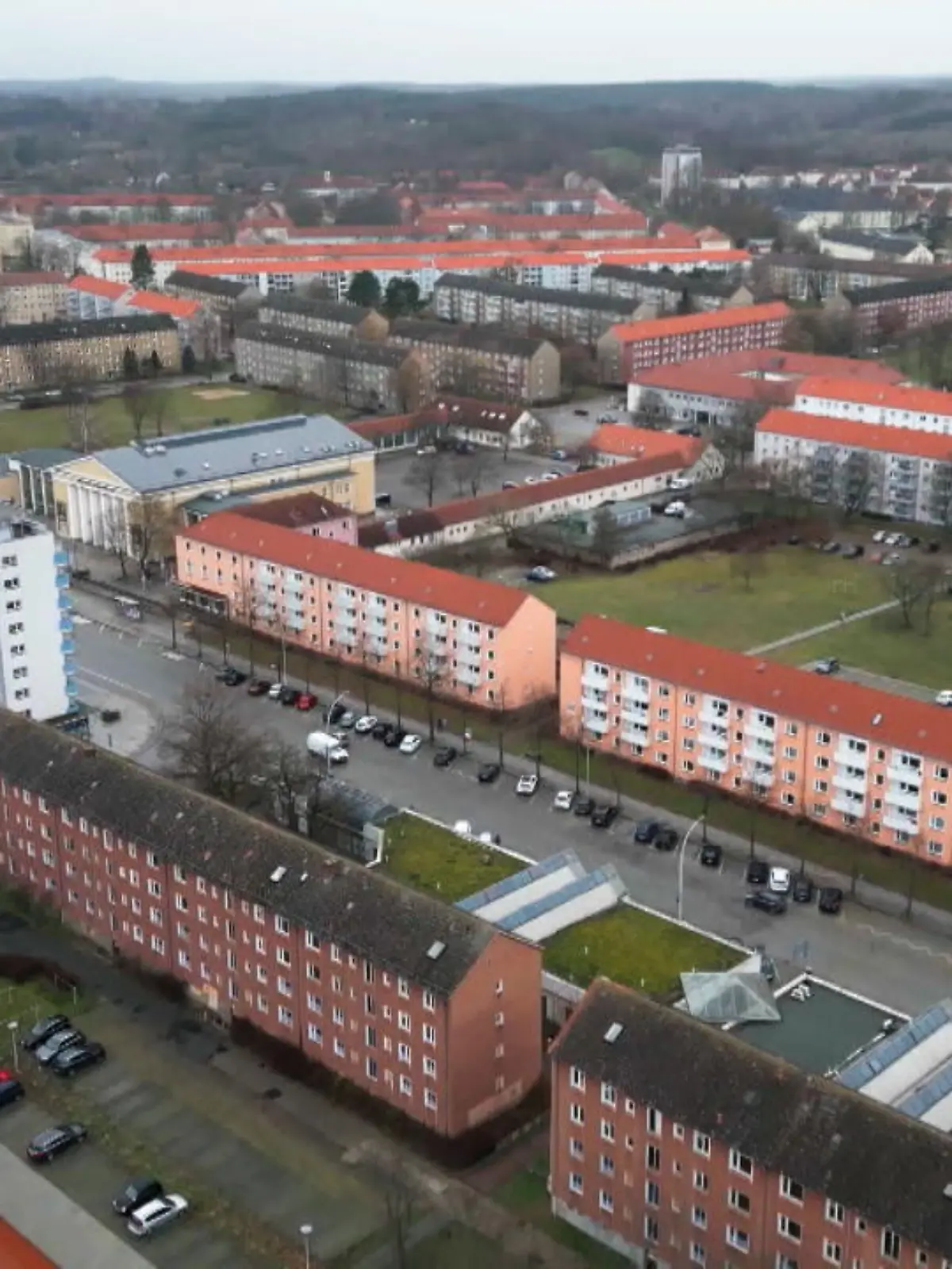Es muss nicht immer Madrid, Hamburg oder London sein - laut dem Magazin "Geo Saison – Unterwegs in der Welt“ ist Eisenhüttenstadt in Brandenburg ebenfalls einen Besuch wert. Schließlich ist auch Schauspieler Tom Hanks total begeistert von der Planstadt.