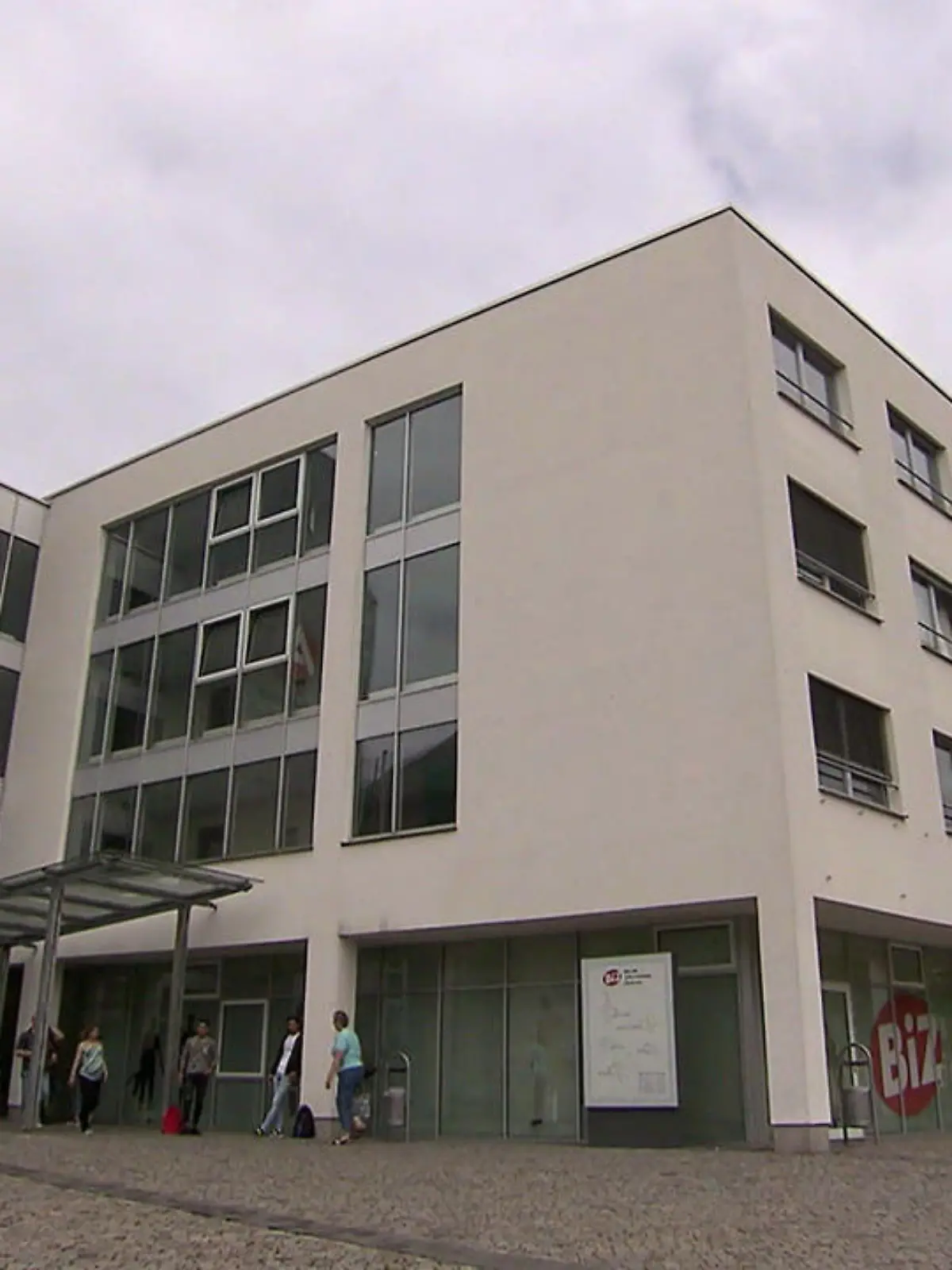Bild zu: "5000 Euro Strafe bei unvollständigen Vermögensangaben"