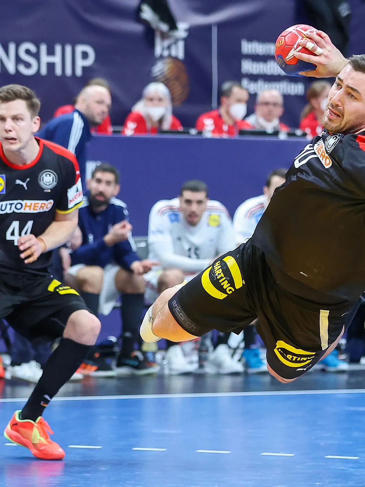 Handball: WM, Finalrunde, Viertelfinale Frankreich - Deutschland in der Ergo Arena. Deutschlands Spieler Jannik Kohlbacher wirft.