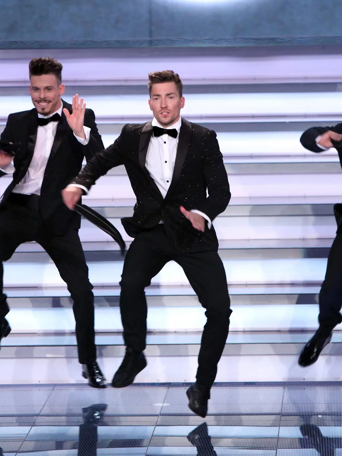 Philipp Boy tanzt bei seinem Solo zu "Suit And Tie" von Justin Timberlake.