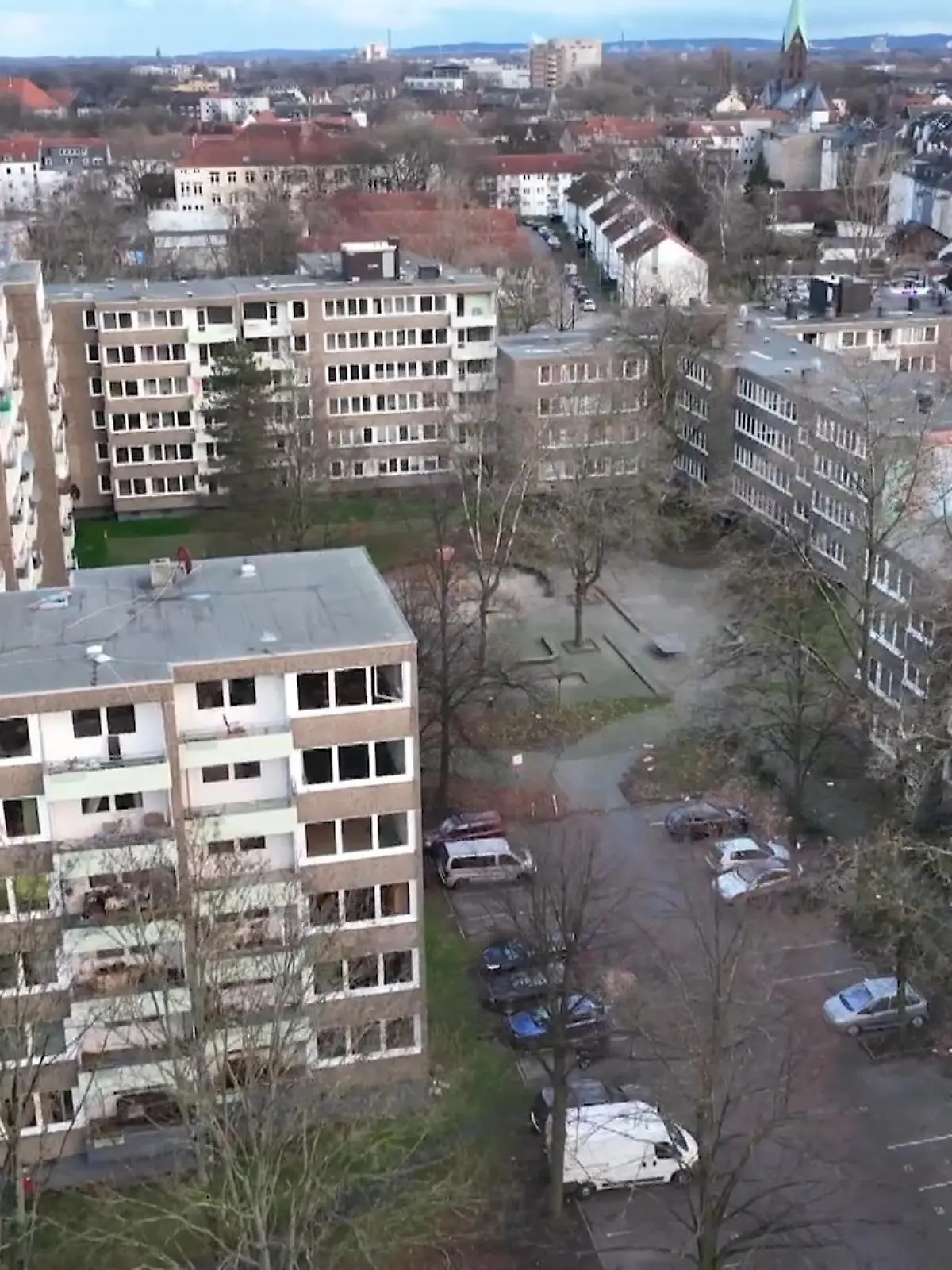 Im zweiten Teil unserer Reportage rund um das Unternehmen belvona geht es nach Herne. Ex-Mieter und ein Ex-Hausmeister sprechen über die krasse Veränderung der Siedlung an der Emscherstraße.