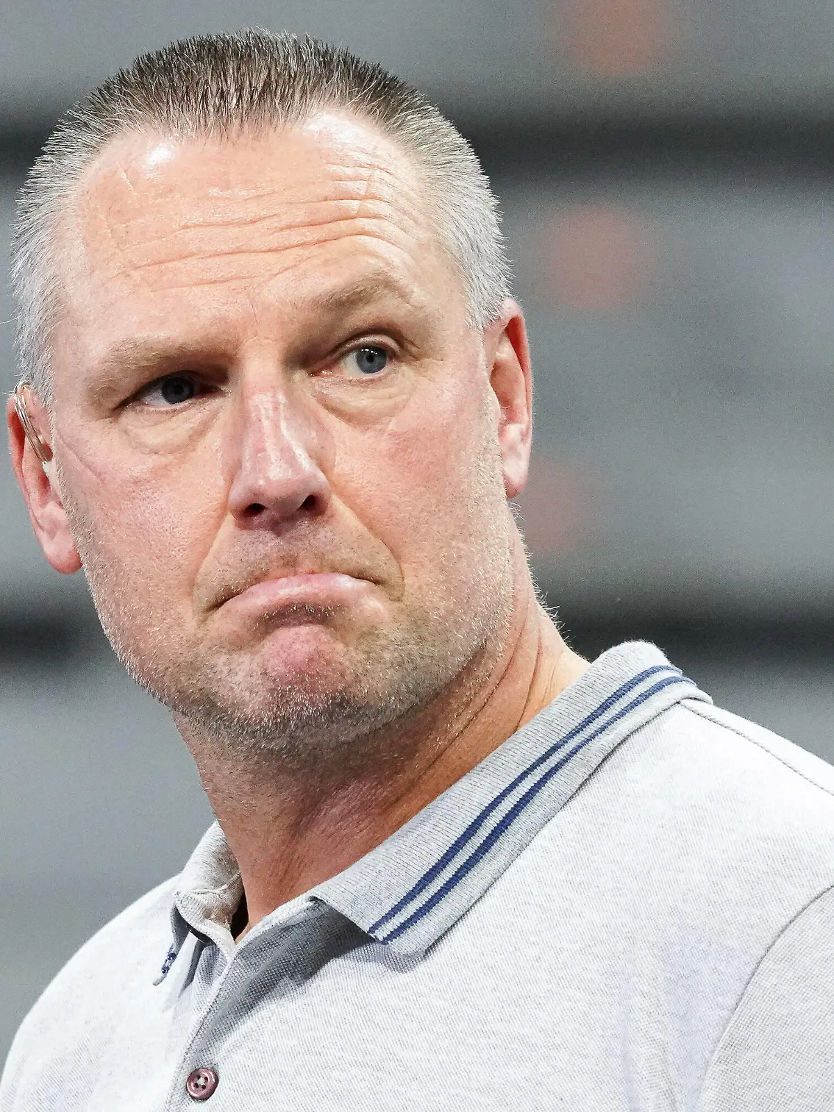 Der ehemalige Handballspieler Christian Schwarzer Spitzname: Blacky presst die Lippen zusammen, Einzelbild, Aktion, Action, Porträt, Portrait, enttäuscht schauend, Enttäuschung, Frustration, disappointed, pessimistisch, 13.12.2020, Mannheim Deutschland, Handball, Bundesliga, Rhein-Neckar Löwen - SG Flensburg-Handewitt *** Former handball player Christian Schwarzer nicknamed Blacky presses his lips together, single picture, action, action, portrait, portrait, looking disappointed, disappointed, frustration, disappointed, pessimistic, 13 12 2020, Mannheim Germany , Handball, Bundesliga, Rhein Neckar Löwen SG Flensburg Handewitt xozx 