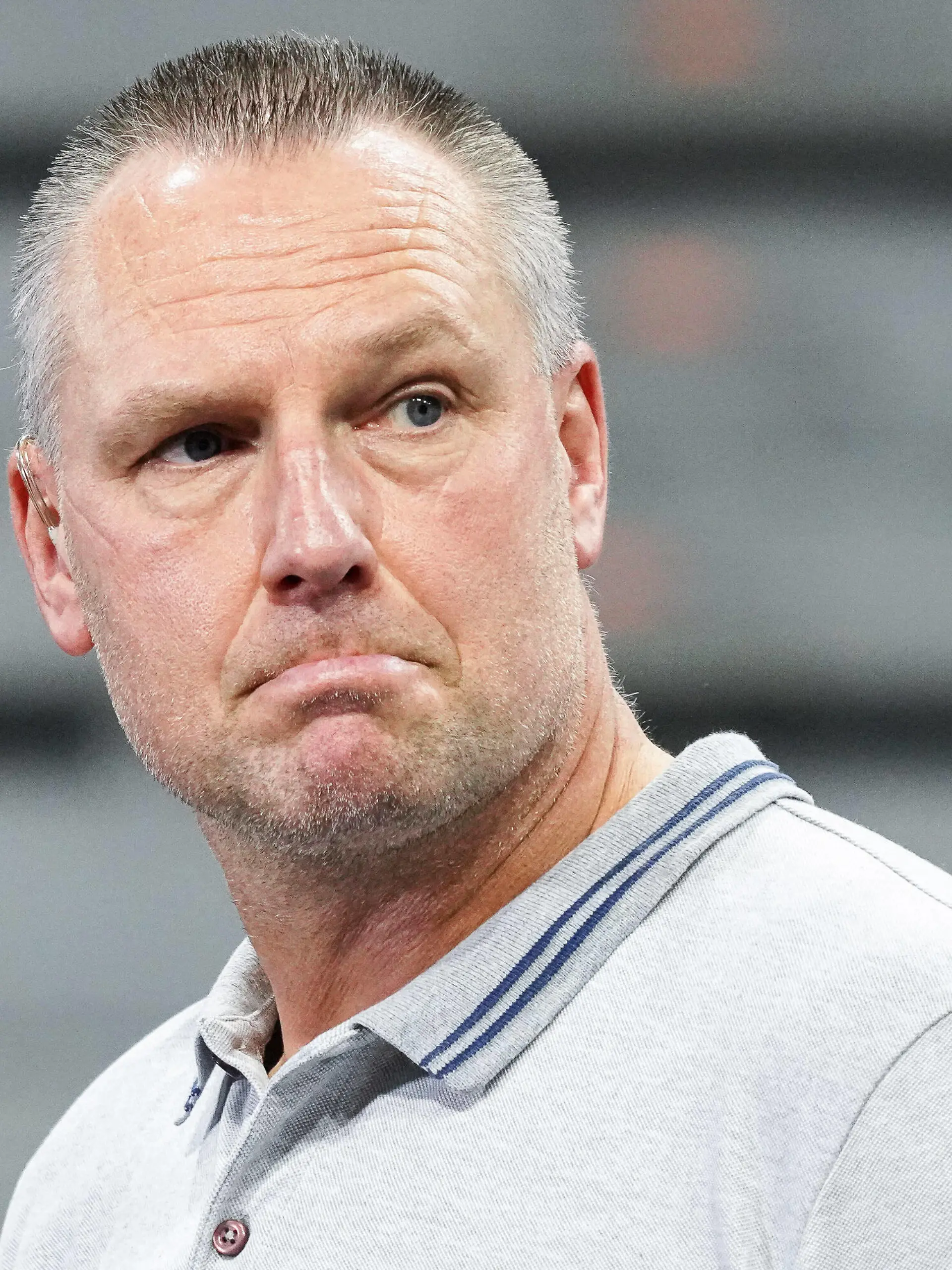 Der ehemalige Handballspieler Christian Schwarzer Spitzname: Blacky presst die Lippen zusammen, Einzelbild, Aktion, Action, Porträt, Portrait, enttäuscht schauend, Enttäuschung, Frustration, disappointed, pessimistisch, 13.12.2020, Mannheim Deutschland, Handball, Bundesliga, Rhein-Neckar Löwen - SG Flensburg-Handewitt *** Former handball player Christian Schwarzer nicknamed Blacky presses his lips together, single picture, action, action, portrait, portrait, looking disappointed, disappointed, frustration, disappointed, pessimistic, 13 12 2020, Mannheim Germany , Handball, Bundesliga, Rhein Neckar Löwen SG Flensburg Handewitt xozx 