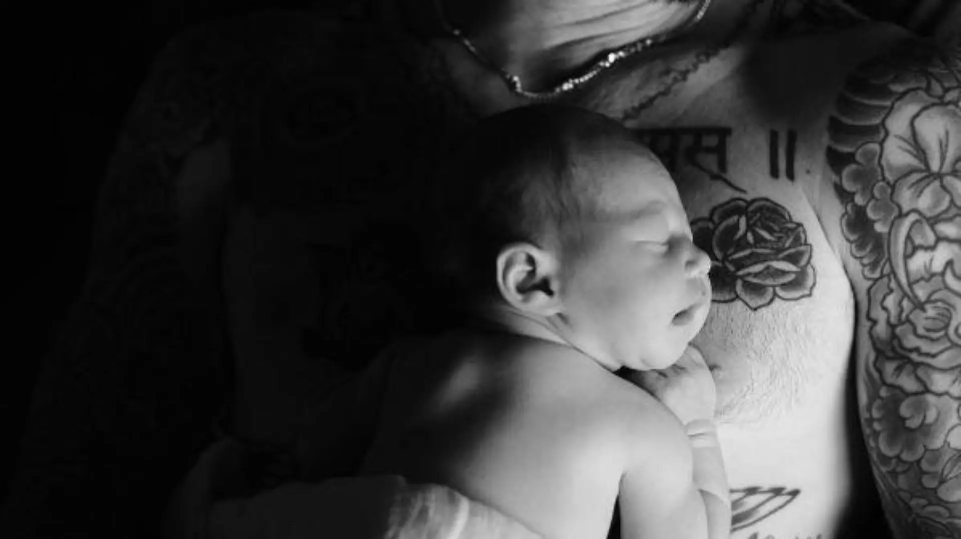 Adam Levine & Behati Prinsloo veröffentlichen erstes Babyfoto