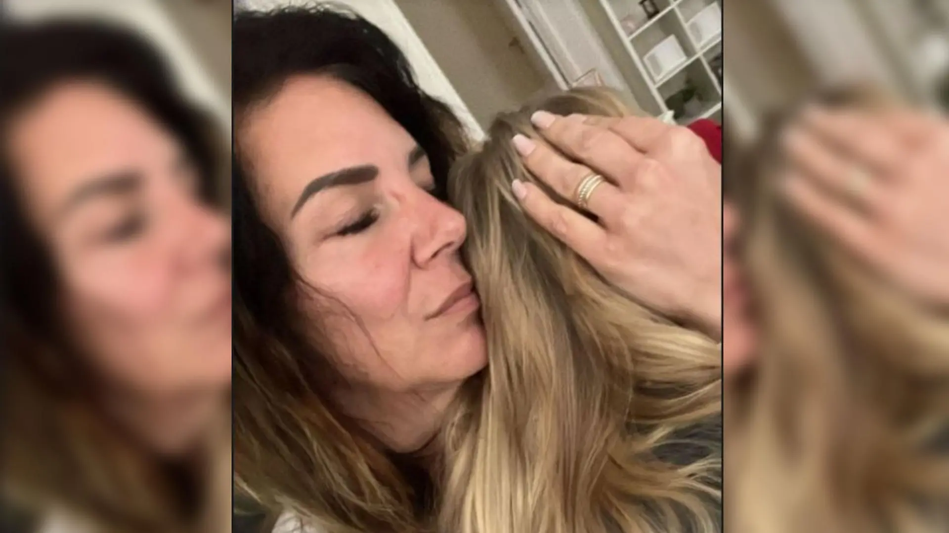 Danni Büchner mit ihrer Tochter Jenna