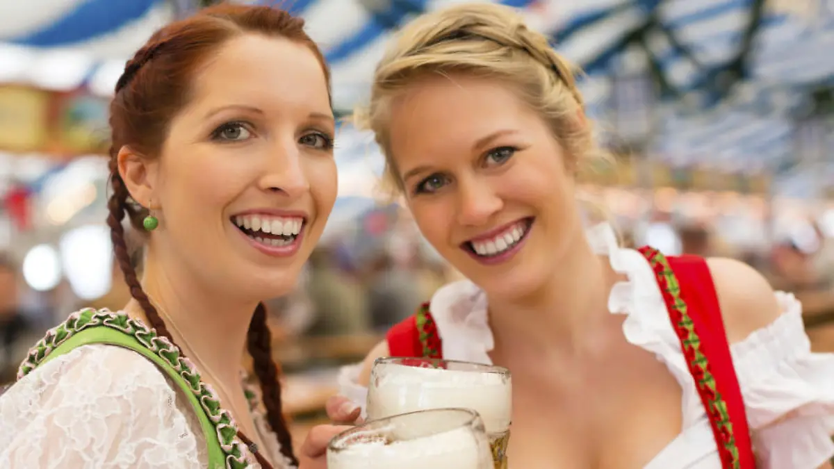SOS-Tricks für den perfekten Wiesn-Auftritt! Damit das Make-up hält und die Flechtfrisur sitzt