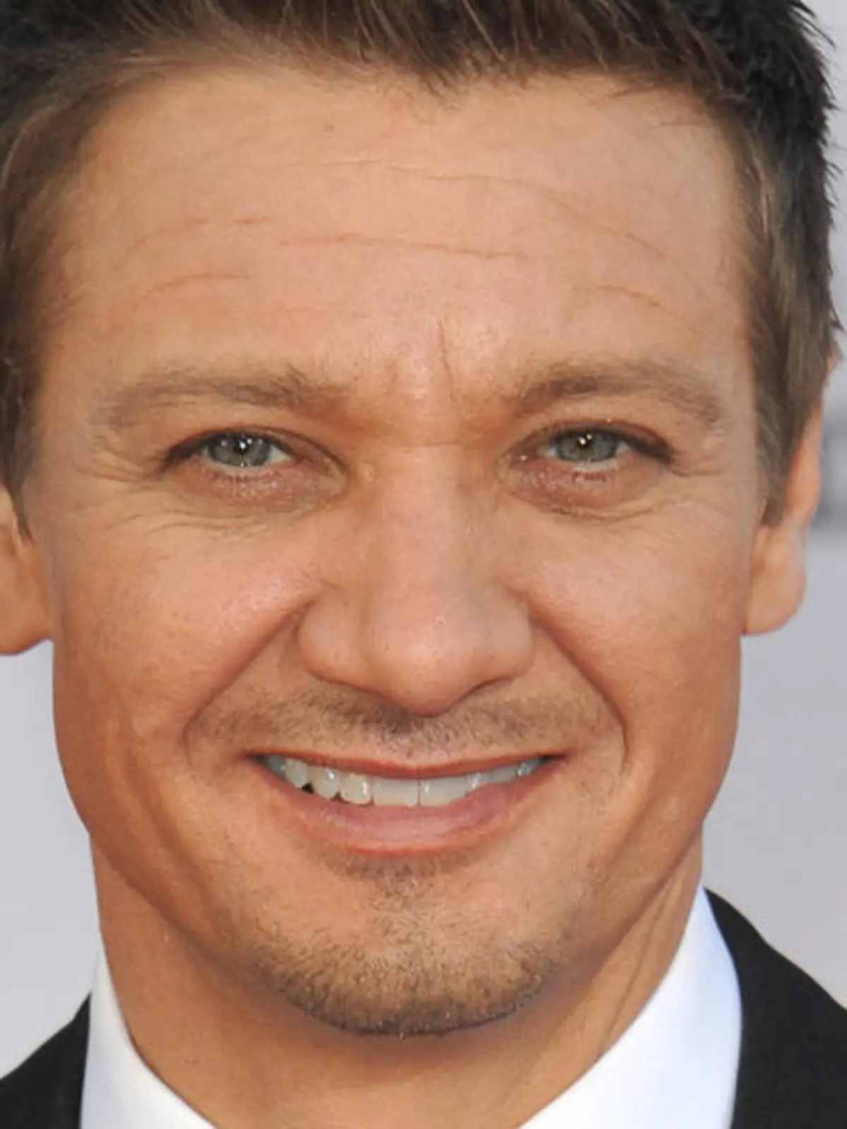 Bald als tierischer Held zu hören: Jeremy Renner