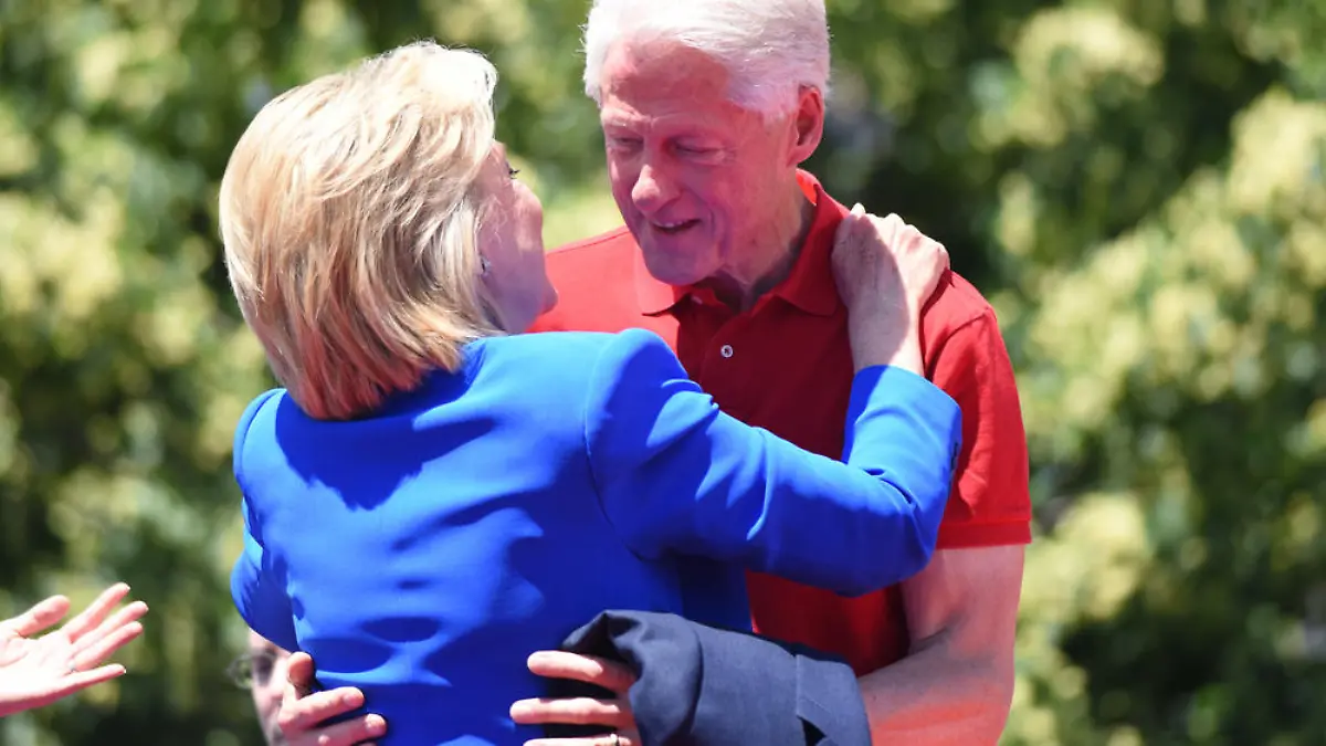 Bill Clinton und seine Frau Hillary