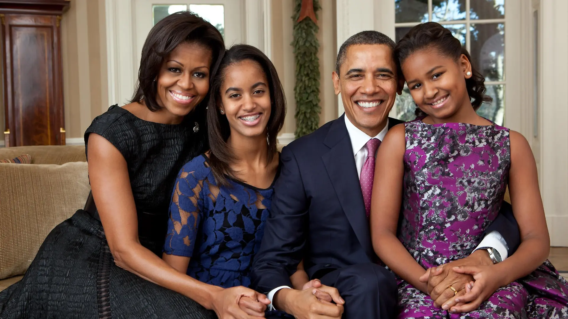 The Obama family and the Bidens pose for their official portraits in the White House in Washington, DC.<P>Pictured: President Barack Obama, First Lady Michelle Obama, Sasha Obama and Malia Obama<P><B>Ref: SPL872477 221014 </B><BR/>Picture by: Brock Miller / Splash News<BR/></P><P><B>Splash News and Pictures</B><BR/>Los Angeles: 310-821-2666<BR/>New York: 212-619-2666<BR/>London: 870-934-2666<BR/>photodesk@splashnews.com<BR/></P>