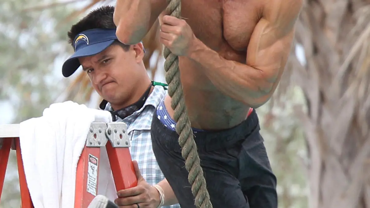 Zac Efron shirtless filming scenes for Baywatch in Miami Beach.