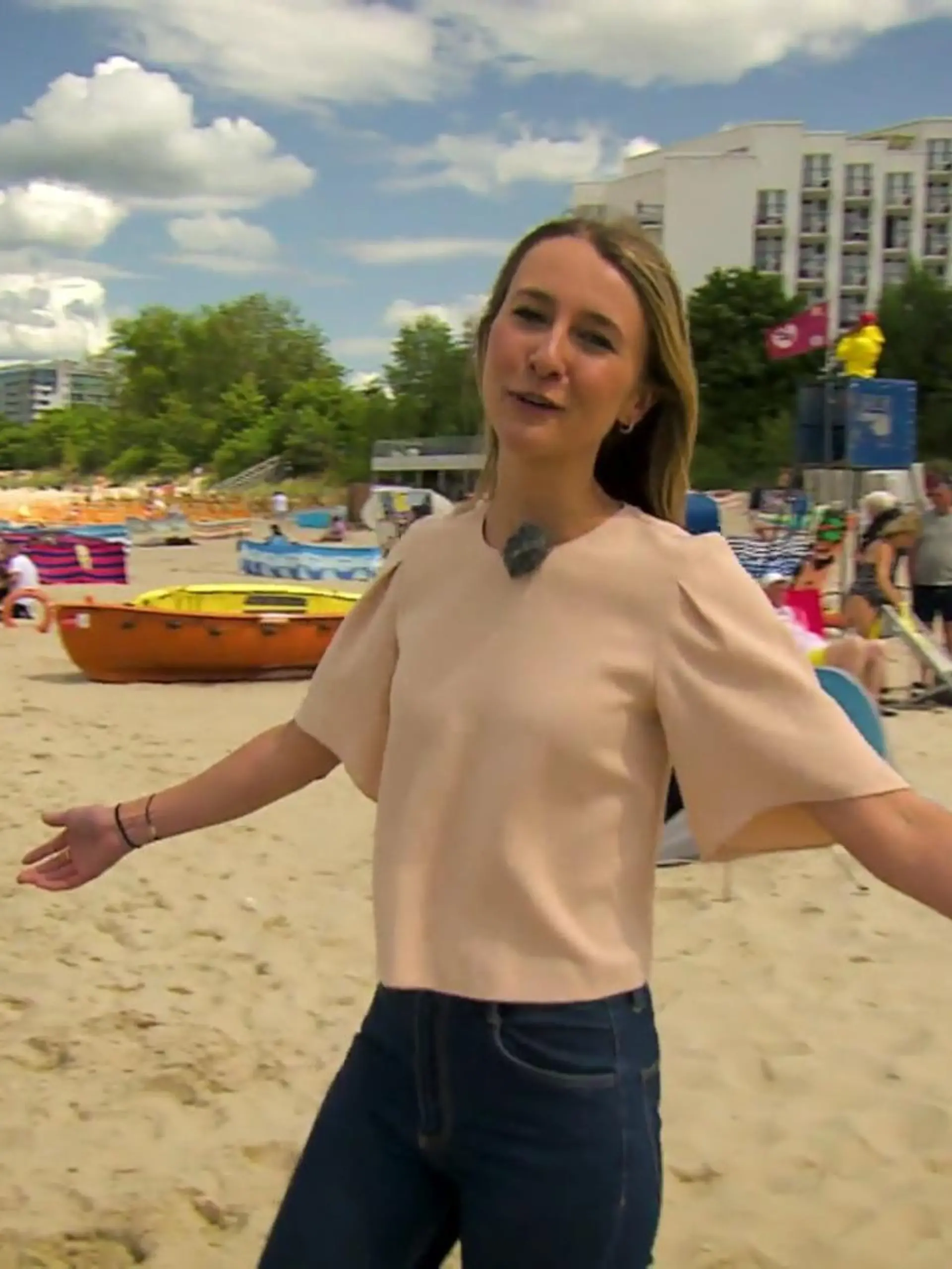 Unendliche Weiten am Strand lassen sowohl in Polen als auch in den Niederlanden Urlaubsstimmung aufkommen! Und: An beiden Ferienorten kommt eine Familie mit Kindern voll und ganz auf ihre Kosten. Doch wo ist es am Ende günstiger?
