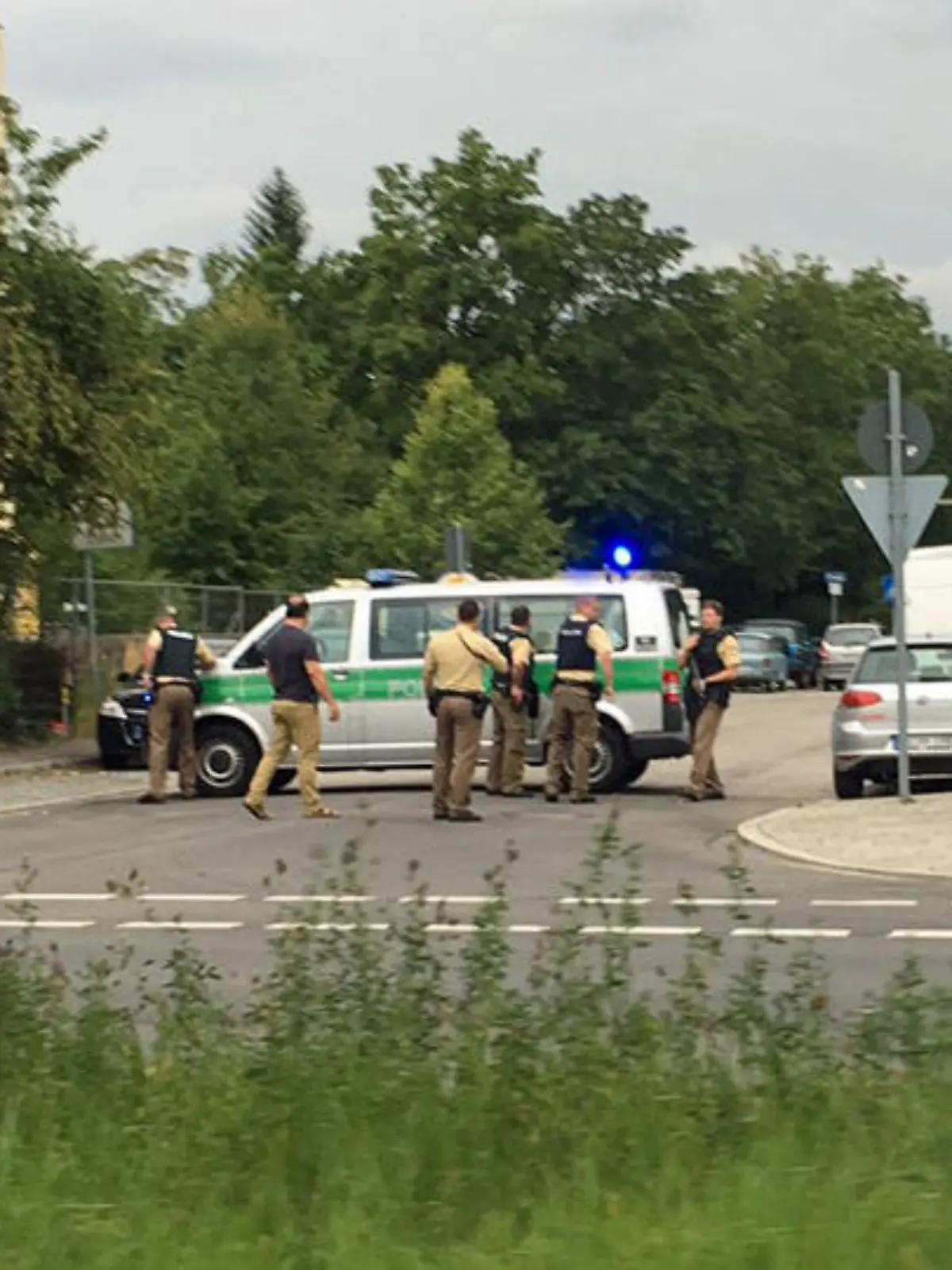 unbekannt