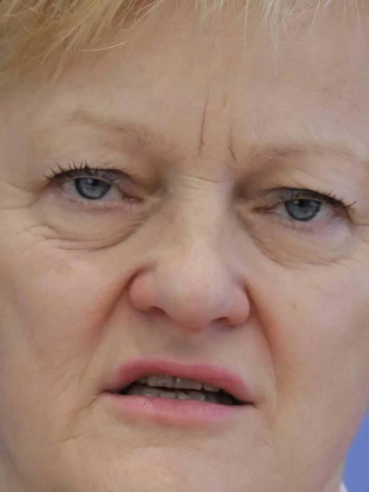 unbekannt