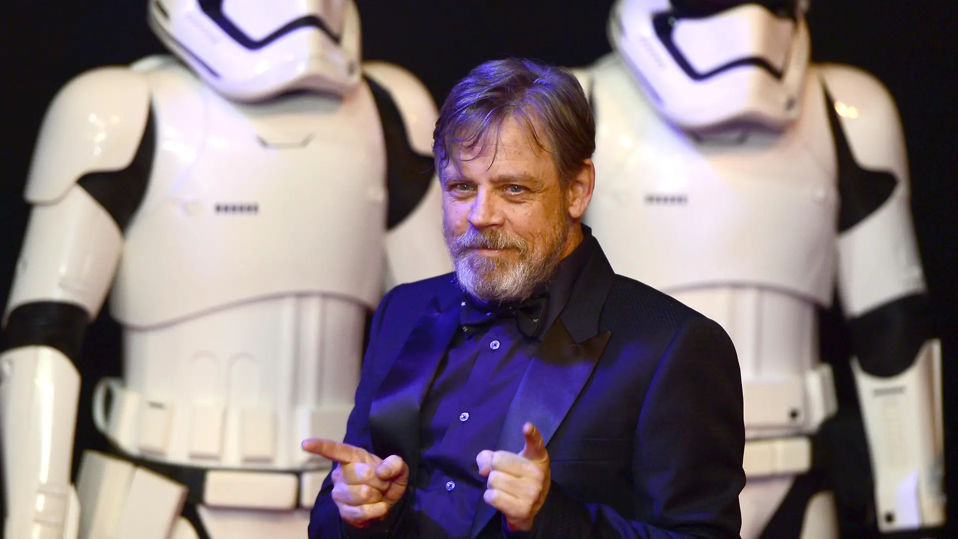 Star Wars: The Force Awakens European Premiere - London. Mark Hamill arriving to the Star Wars: The Force Awakens European Premiere held in Leicester Square, London. PRESS ASSOCIATION Photo. See PA story SHOWBIZ StarWars. Picture date: Wednesday December 16, 2015. Photo credit should read: Anthony Devlin/PA Wire  URN:25056990 |