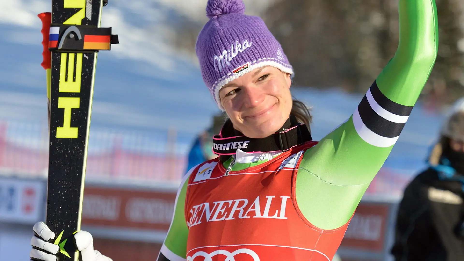 FILE - Maria Hoefl-Riesch of Germany celebrates on the way to the podium after winning the Women's Downhill race at the FIS Alpine Skiing World Cup in Lake Louise, Alberta, Canada, 06 December 2013. EPA/MIKE STURK (zu dpa Themenpaket Olympische Winterspiele 2014 Sotschi vom 08.01.2014) +++(c) dpa - Bildfunk+++