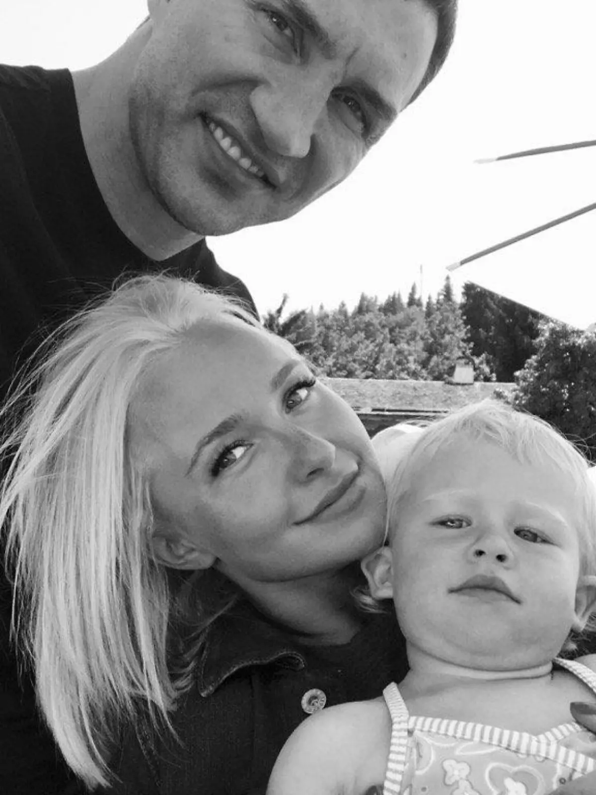 Hayden Panettiere Twitter