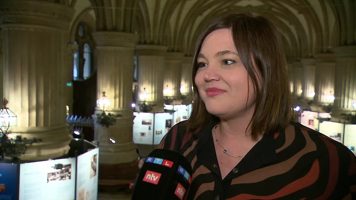 Hamburgs Zweite Bürgermeisterin fordert stärkere Kontrolle von TikTok.