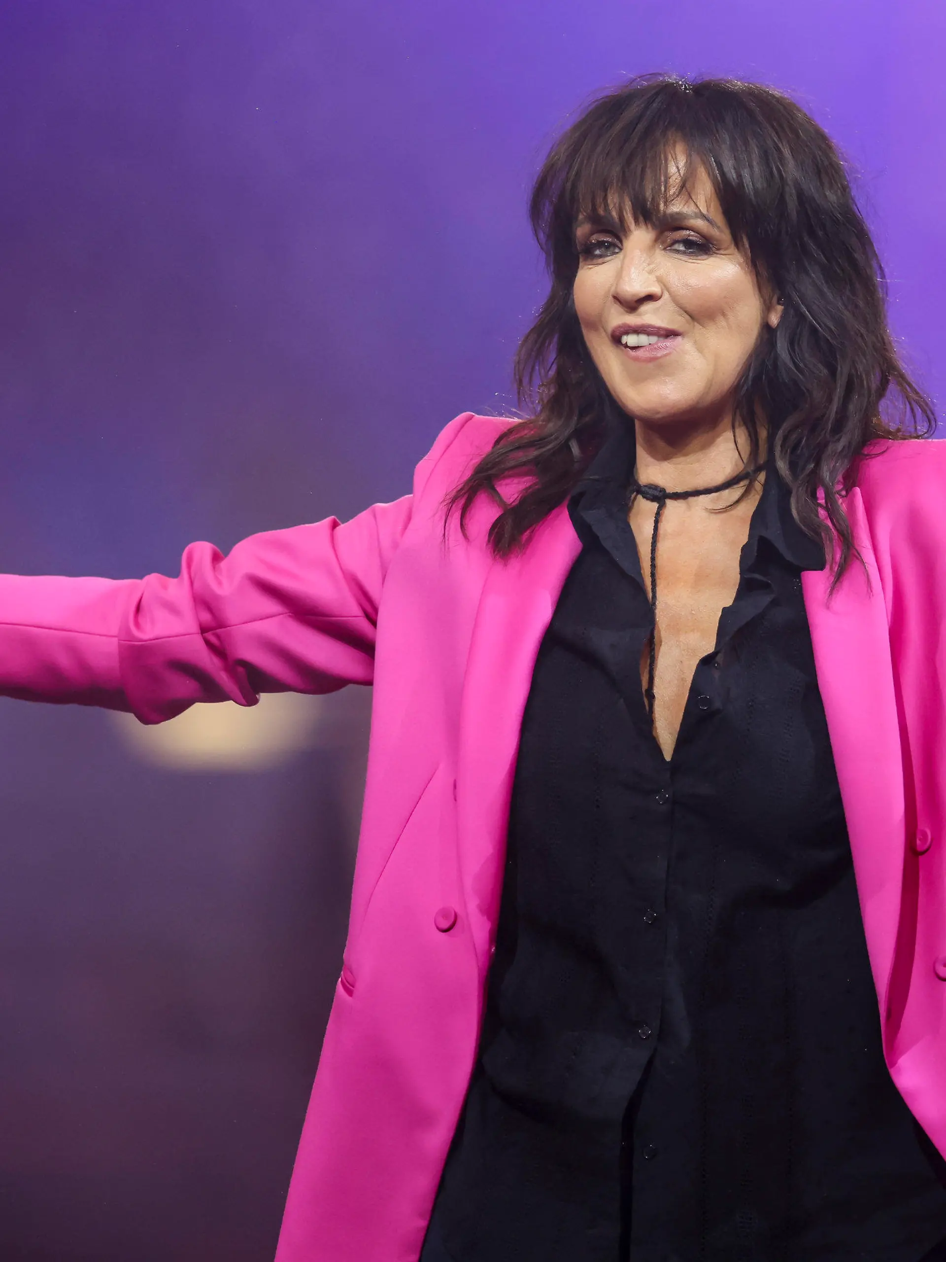 ARCHIV - 23.07.2022, Sachsen, Leipzig: Sängerin Nena steht in der Show ·Das große Schlagercomeback· auf der Bühne. Für Sängerin Nena hat ihr Welthit «99 Luftballons» von 1983 eine besondere Bedeutung. (Zu dpa "Nena über «99 Luftballons»: «Ich liebe dieses Lied!») Foto: Jan Woitas/dpa +++ dpa-Bildfunk +++