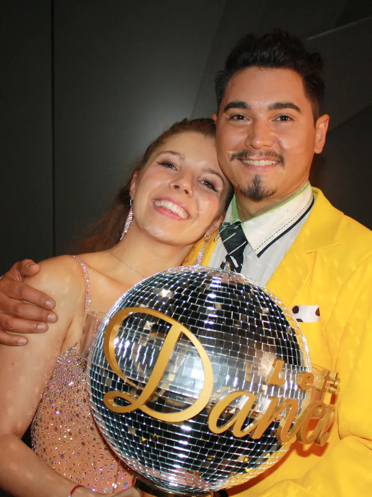 Lets Dance Victoria Swarovski VIPde