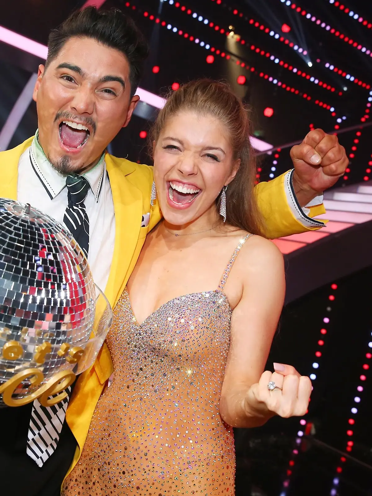 Victoria Swarovski und mit Tanzpartner Erich Klann ist  _Dancing Star 2016_