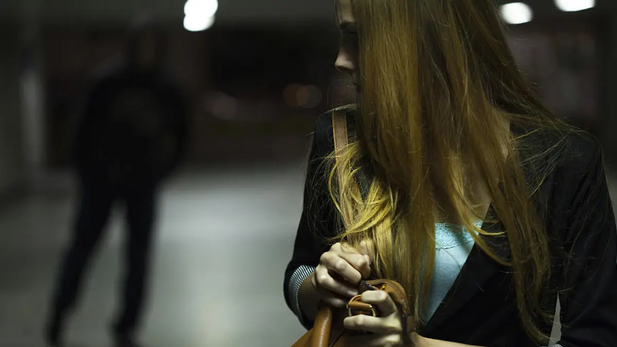 Diese Apps begleiten Frauen sicher nach Hause Virtueller Begleiter für den Heimweg