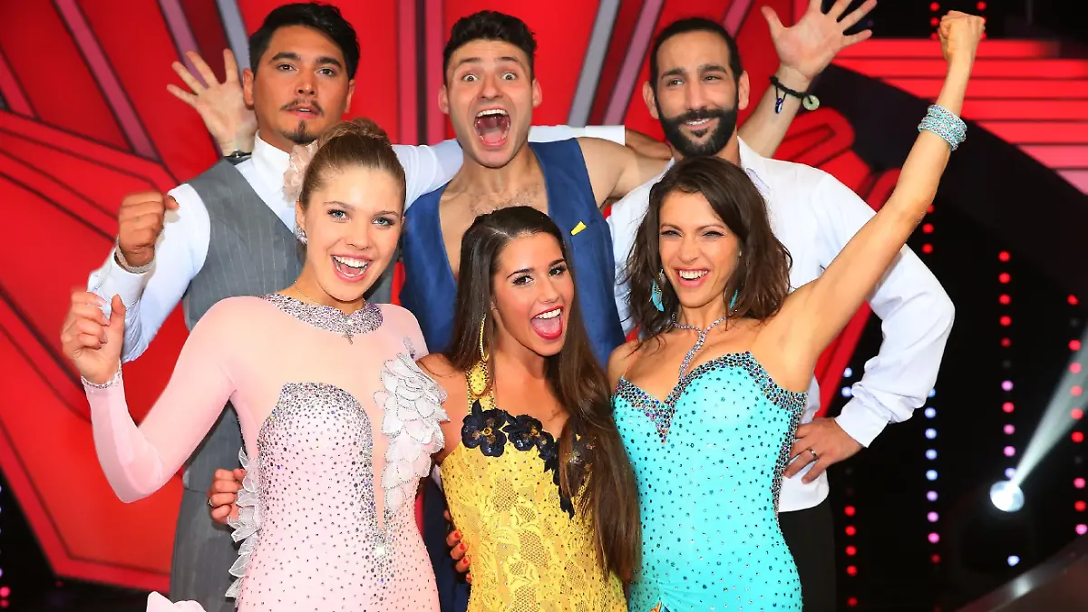 Diese drei Paare sind im Finale am 3. Juni. V.l.: Victoria Swarovski und Erich Klann, Sarah Lombardi und Robert Beitsch sowie Jana Pallaske und Massimo Sinató. Wer wird 'Dancing Star 2016'? Verwendung der Bilder für Online-Medien ausschließlich mit folgender Verlinkung:'Alle Infos zu 'Let's Dance' im Special bei RTL.de: http://www.rtl.de/cms/sendungen/lets-dance.html