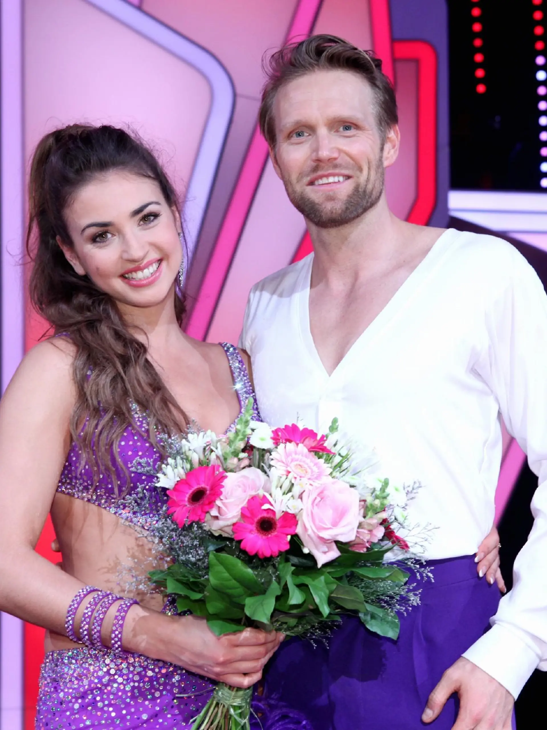 Julius Brink und Ekaterina Leonova sind ausgeschieden       Verwendung der Bilder für Online-Medien ausschließlich mit folgender Verlinkung:'Alle Infos zu 'Let's Dance' im Special bei RTL.de: http://www.rtl.de/cms/sendungen/lets-dance.html