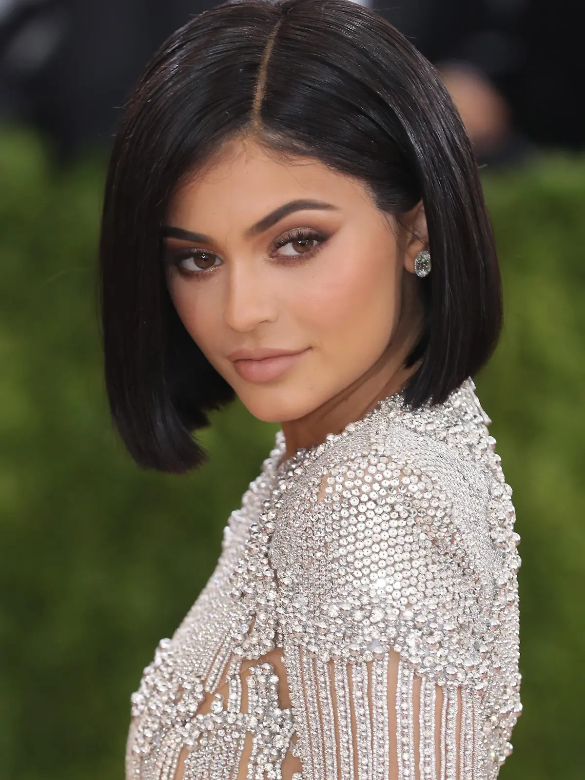 NEW YORK, NY - MAY 02:  Kylie Jenner attends the "Manus x Machina: Fashion In An Age Of Technology" Costume Institute Gala at Metropolitan Museum of Art on May 2, 2016 in New York City.  (Photo by Neilson Barnard/Getty Images for The Huffington Post)