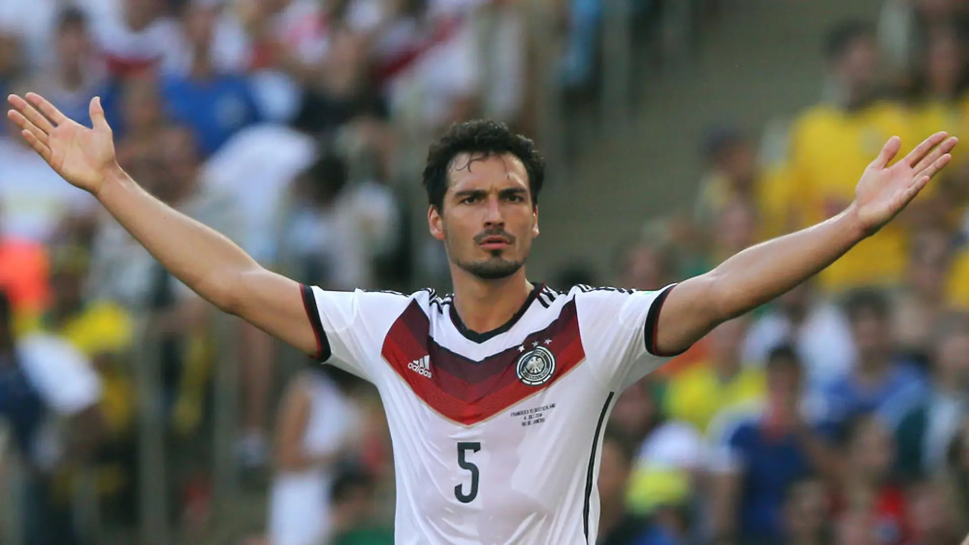 Mats Hummels im Trikot der deutschen Fußballnationalmannschaft