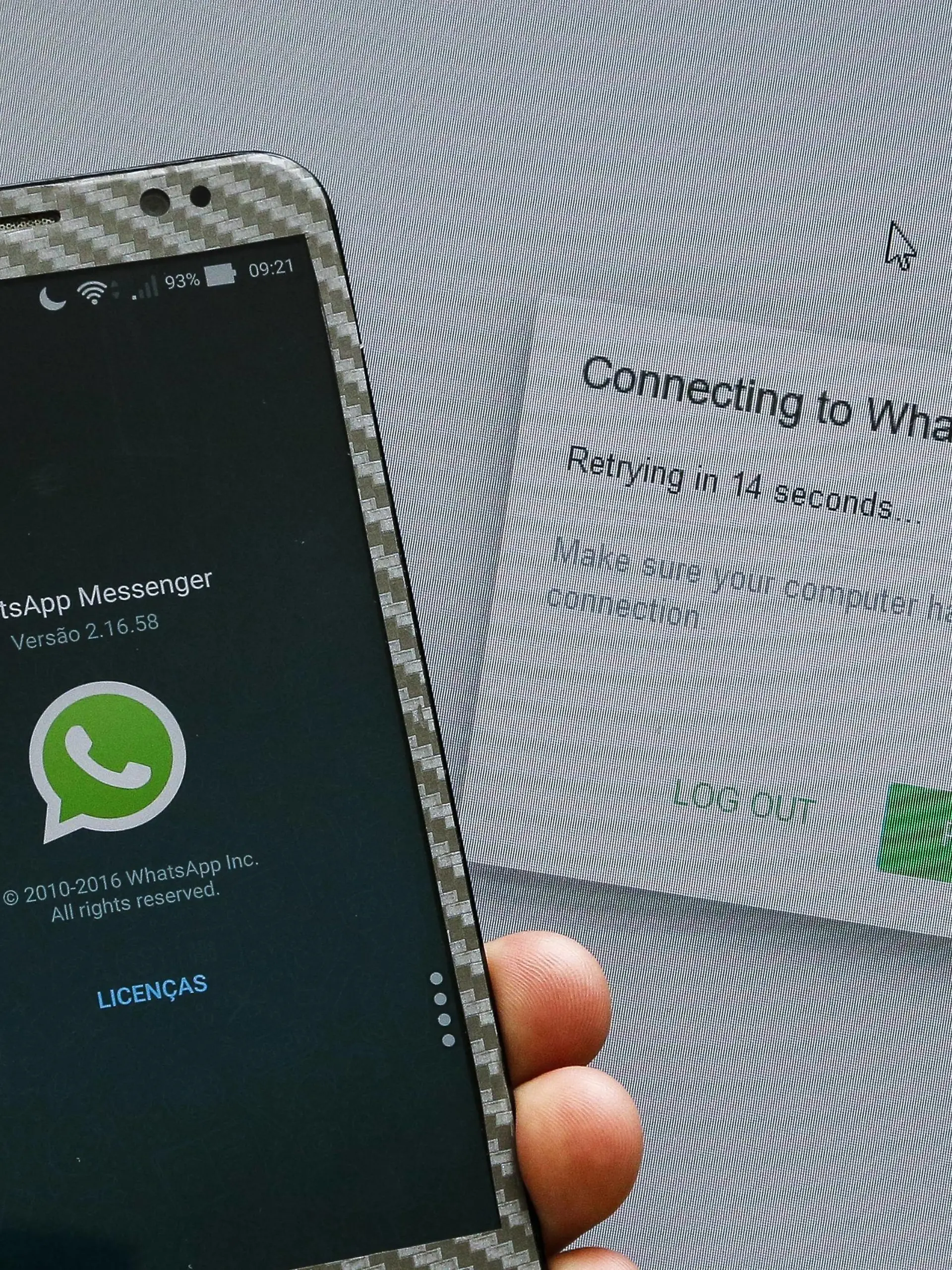 RIO DE JANEIRO, Brazil - 03/05/2016: 72 HOURS WITHOUT WhatsApp - Justice determines blocking 72 hours without WhatsApp. The judge& 39;s deci Mon Marcel Montalban, the district Lizard (SE) is April 26. PUBLICATIONxNOTxINxBRA Andr?xHorta

Rio de Janeiro Brazil 03 05 2016 72 Hours without Whatsapp  Justice determines blocking 72 Hours without Whatsapp  The judge& 39 S Deci MON Marcel Mont Alban The District Lizard SE IS April 26 PUBLICATIONxNOTxINxBRA Andr xHorta  