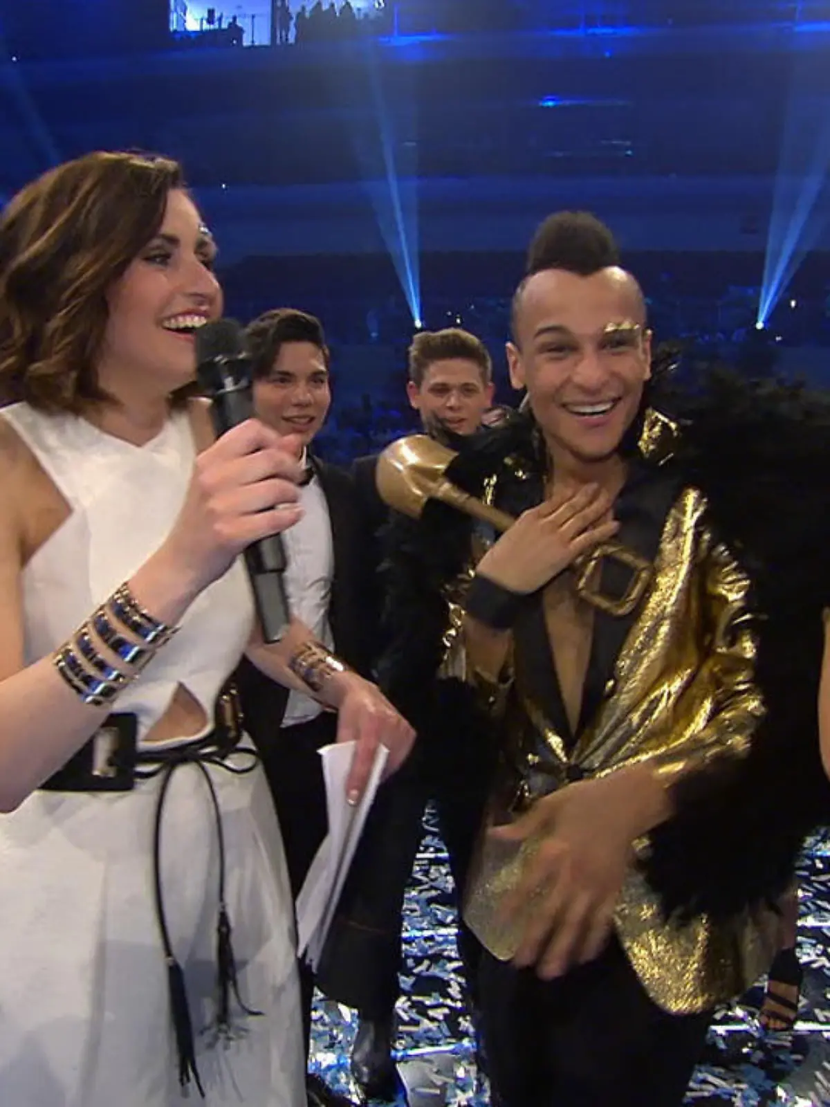 Bild zu: "Prince Damien stürmt die Charts mit "Glücksmoment""