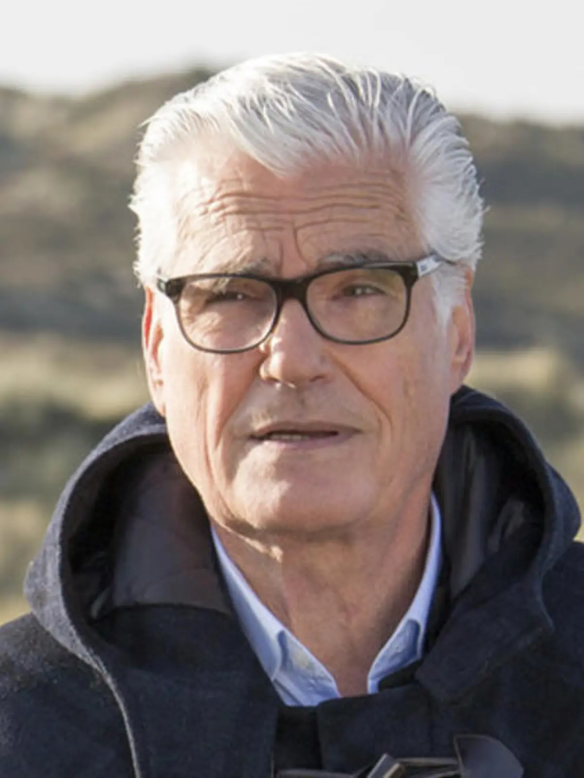 unbekannt