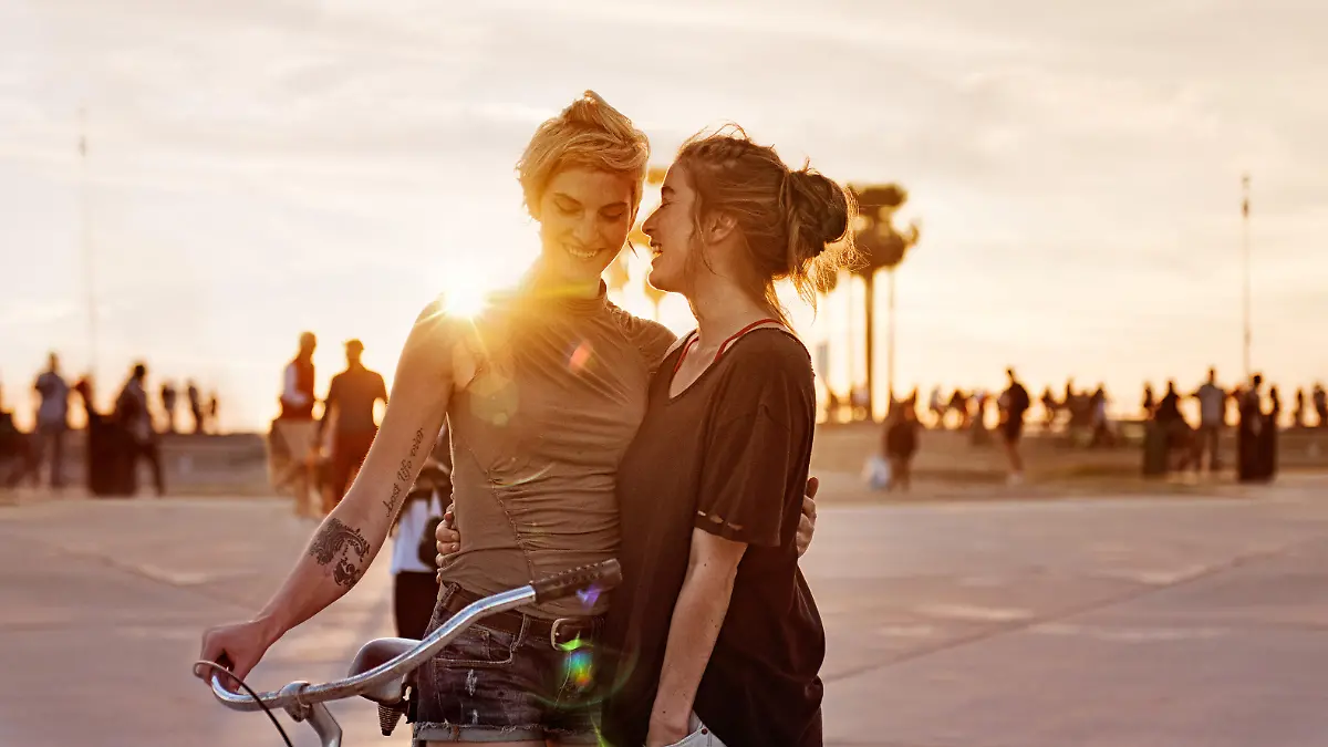 Frauen bisexuell