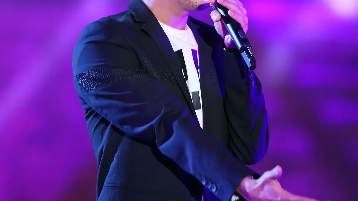Igor Barbosa bei seinem Auftritt in der Event-Show im Landschaftspark Duisburg.        Verwendung der Bilder fÃ¼r Online-Medien ausschlieÃŸlich mit folgender Verlinkung:'Alle Infos zu 'Deutschland sucht den Superstar' im Special bei RTL.de: http://www.rtl.de/cms/sendungen/superstar.html