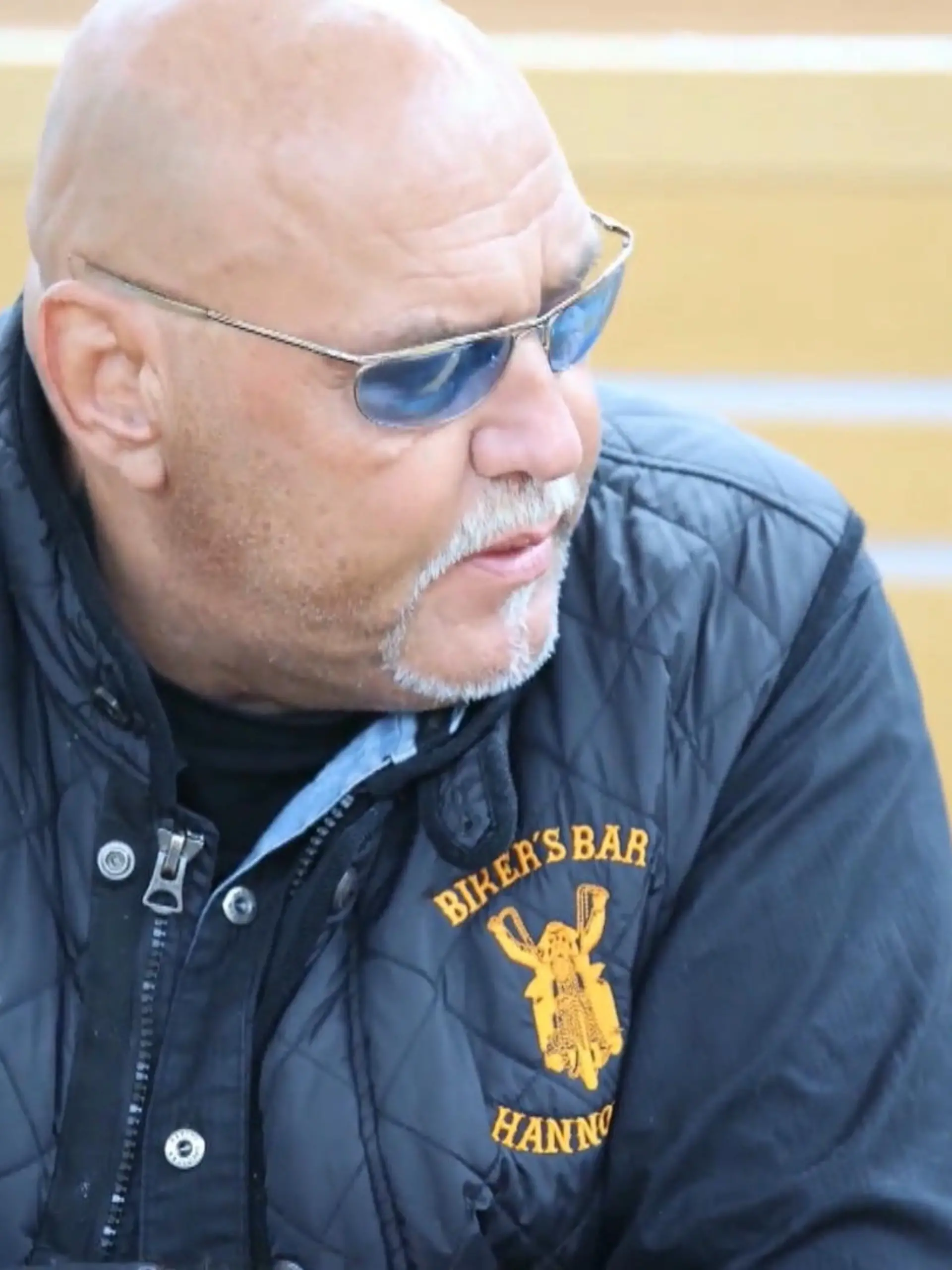 Wird er jetzt für sehr lange Zeit weggesperrt? Der Ex-Chef der Hells Angels Hannover, Frank Hanebuth, muss sich seit diesem Montag der spanischen Justiz stellen. Ihm wird unter anderem Drogenhandel und Zuhälterei vorgeworfen. Es wäre nicht sein erstes Mal hinter Gittern.